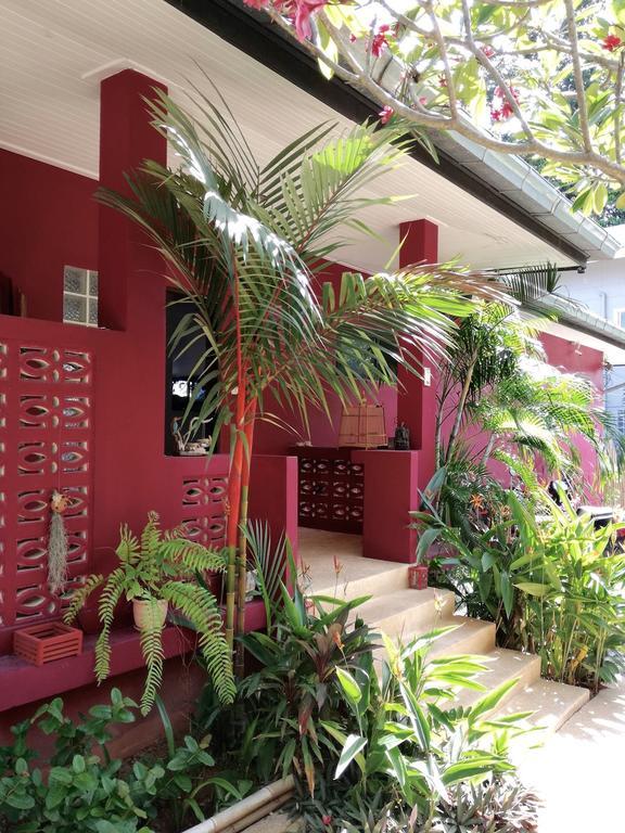 Pink House 3* לאמאי ביץ'