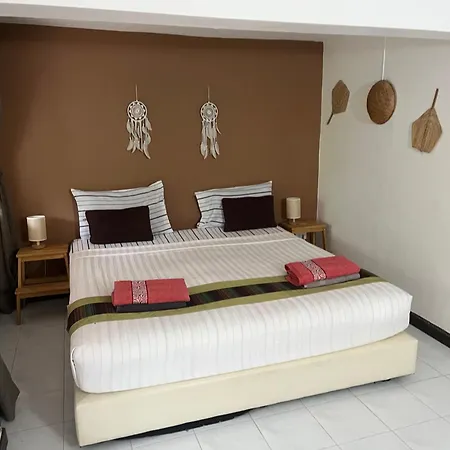 Pink House Hotel Lamai Beach  Exterior photo